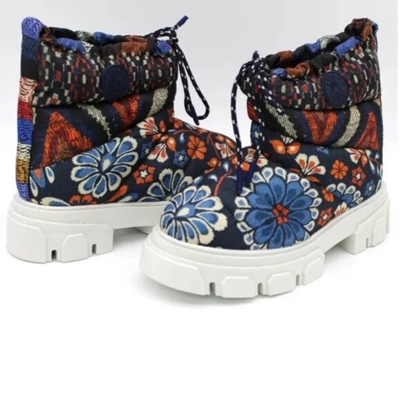 NIB Farm Rio Lug Sole Puffer Bootie Platform Pineapple Flower Moon Boots 6 - Picture 9 of 13